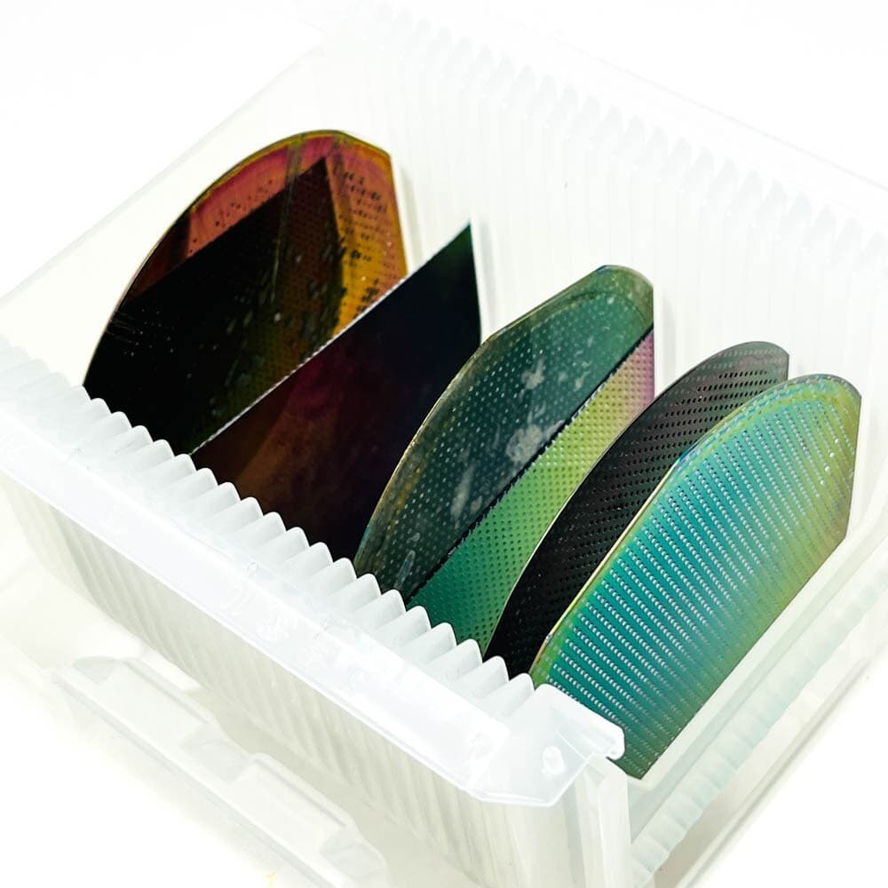 SVM Silicon on Insulator SOI Wafer 4 in 100 mm N Phos Prime Grade 5 Pcs w/ Case 3