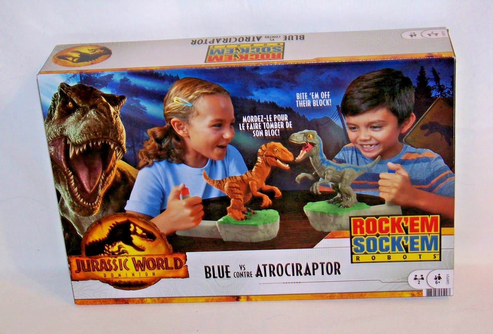 Rock 'Em Sock 'Em Robots Blue vs Atrociraptor Jurassic World Dominion Game