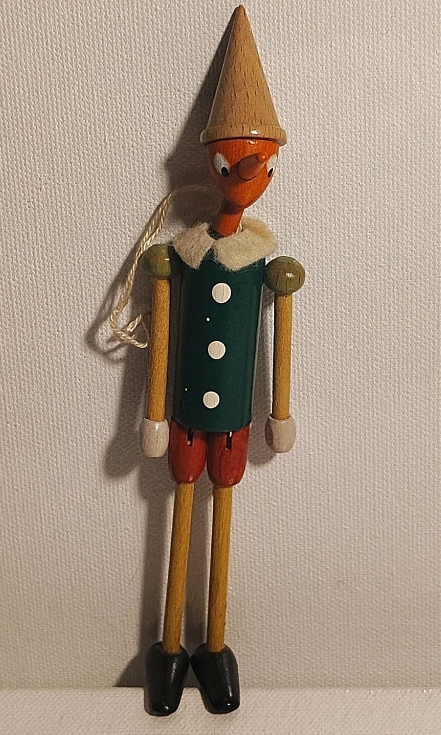 Vintage Pinocchio Wooden Doll Jointed Limbs Made in Italy 6" Tall Hand Painted 2