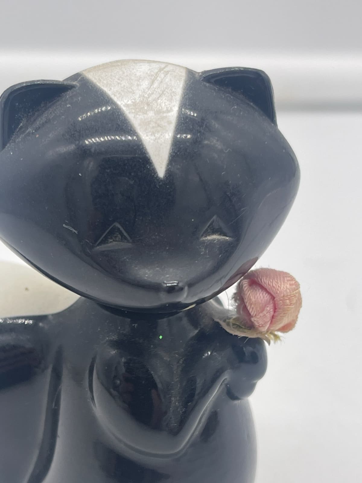 Vintage Avon Cute Skunk Perfume Bottle Figurine 2