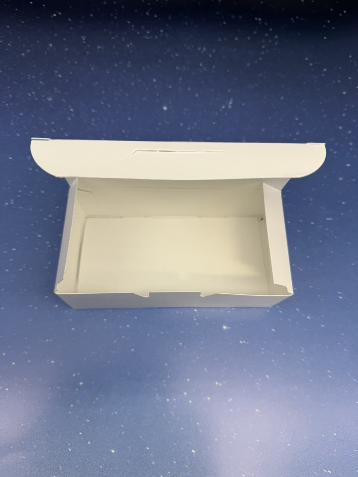 1080 1/2 LB  White Folding Candy Box - case of 497 - 5 7/8 x 2 7/8 x 2 inch 2