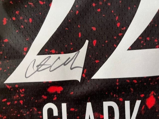 NEW NIKE CAITLIN CLARK AUTOGRAPHED INDIANA FEVER STRANGER THINGS JERSEY 2