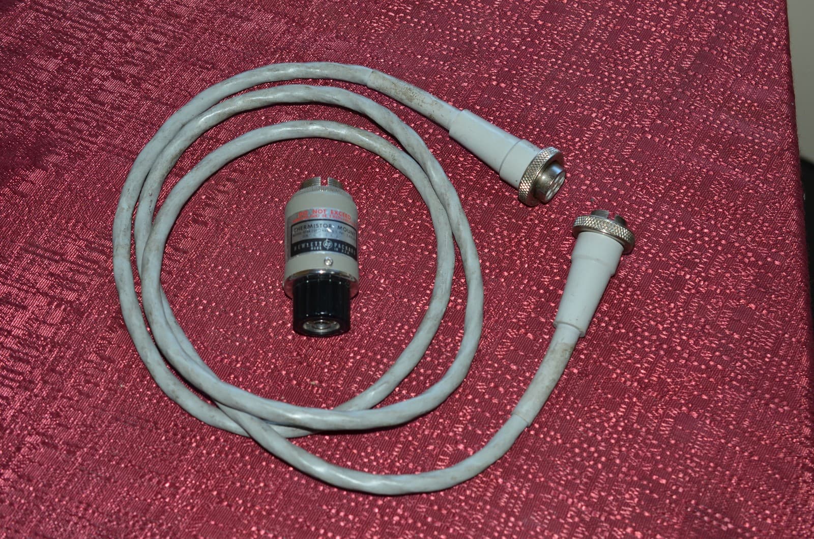 Hewlett Packard thermistor mount Model 478A 200 ohms with cable tested
