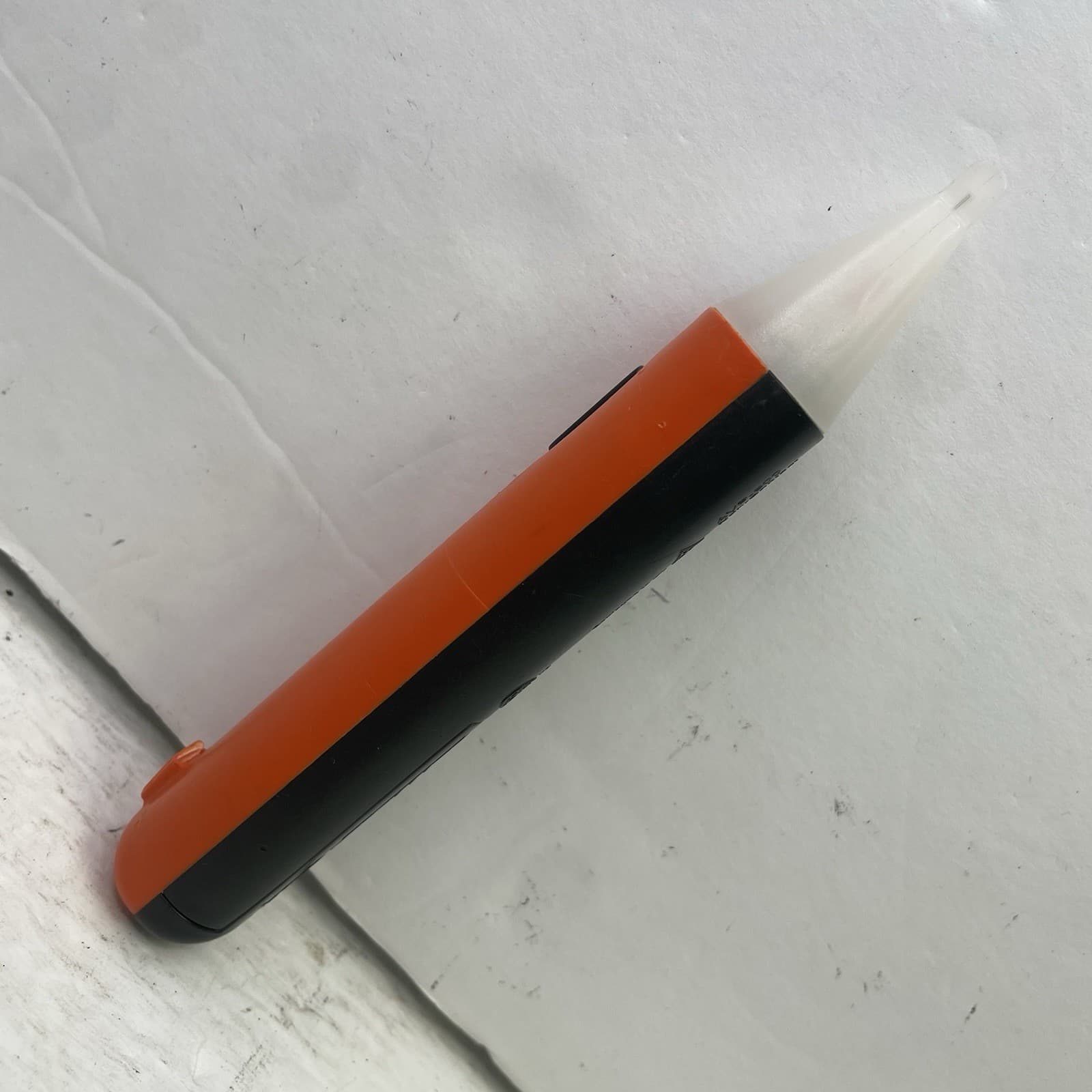 AMES AVP-600 Non-Contact Voltage Tester - Used - TESTED WORKS - Good Condition 3