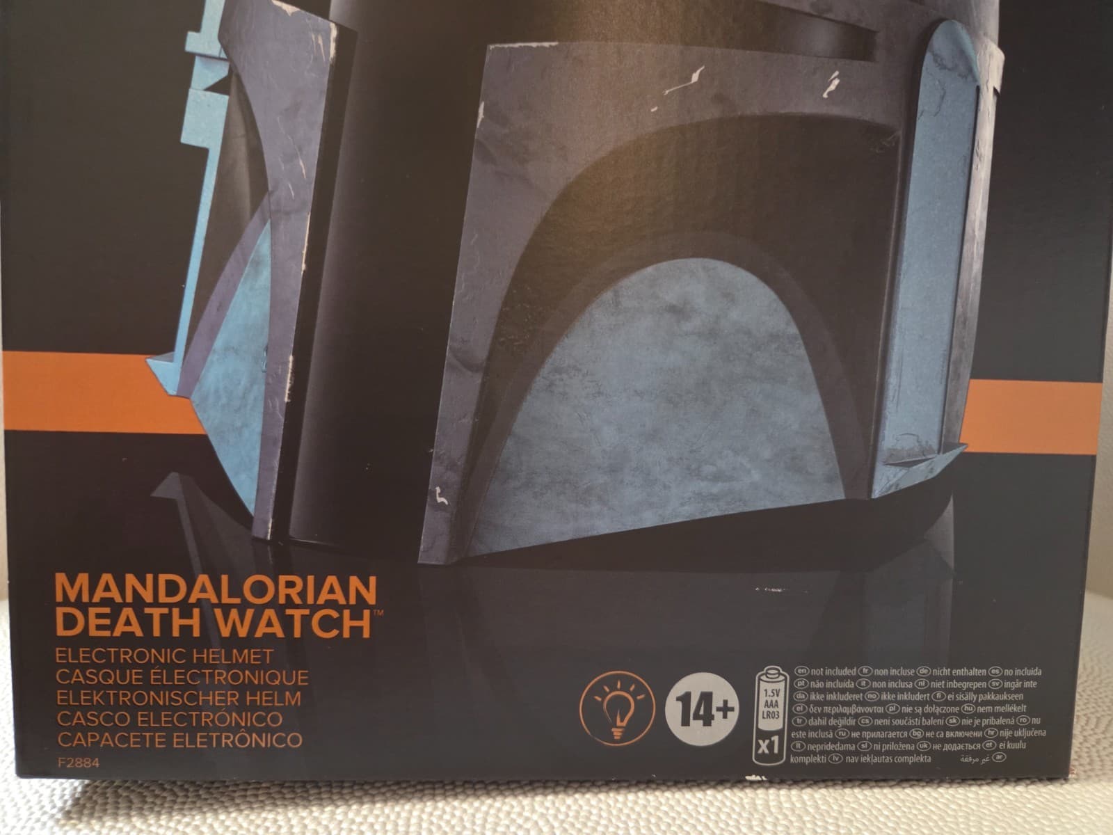 Mandalorian Helmet Star Wars Black Series Death Watch Electronic Hasbro NEW 6