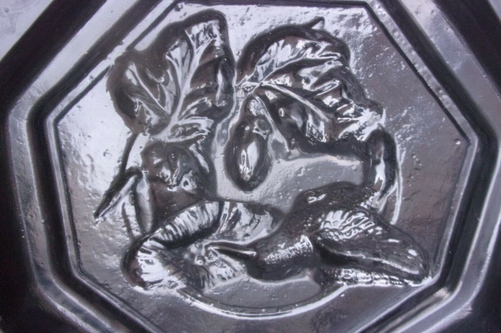 Hummingbird stepping stone mold concrete plaster mould  11.5" x 11.5" x 2" thick 4