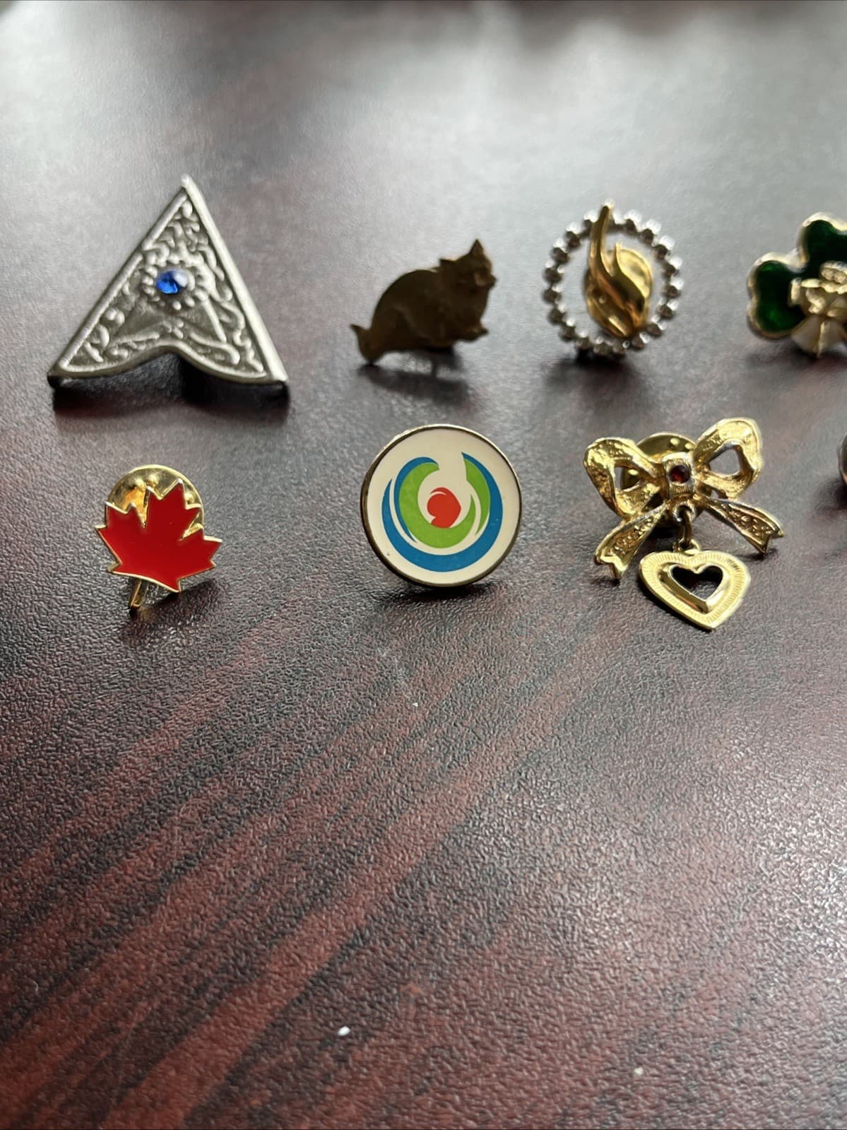 Lot Of 10 Random Mixed Lapel Hat Pins A4 2