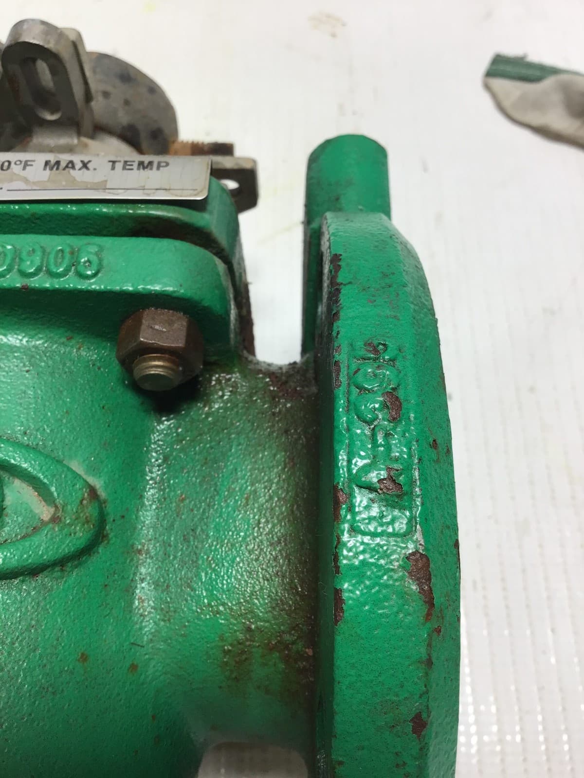 Durco T-41 T-line Manual Steel Flanged Plug Valve 400°F Maximum Temperature 6