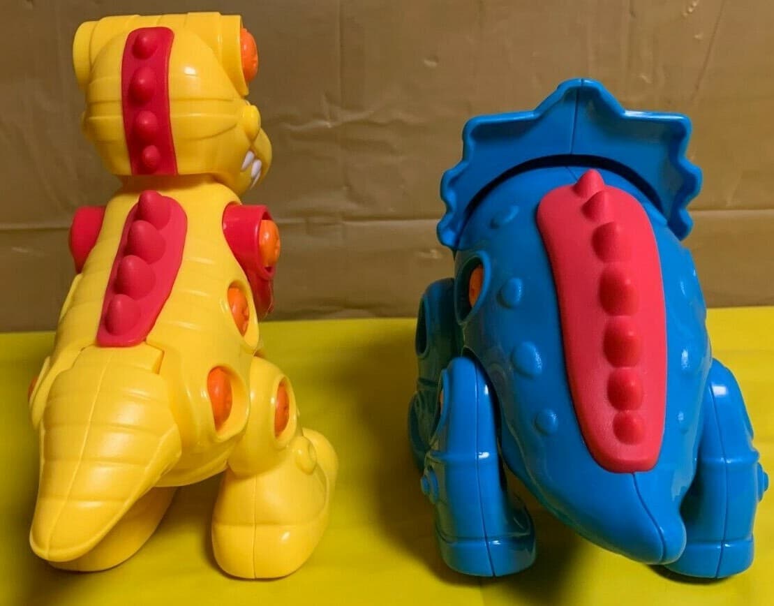 Dino Works - T-Rex & Triceratops by Discovery Toys 4