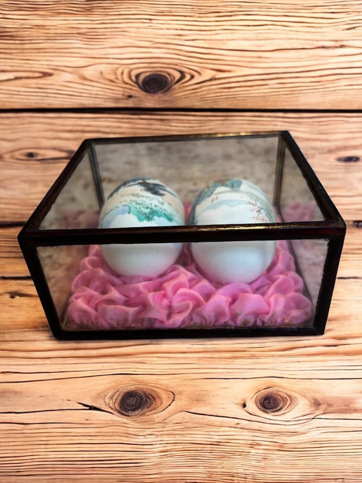 Vintage Chinese / Oriental Hand Painted Eggs in Glass Holder 1960's 3