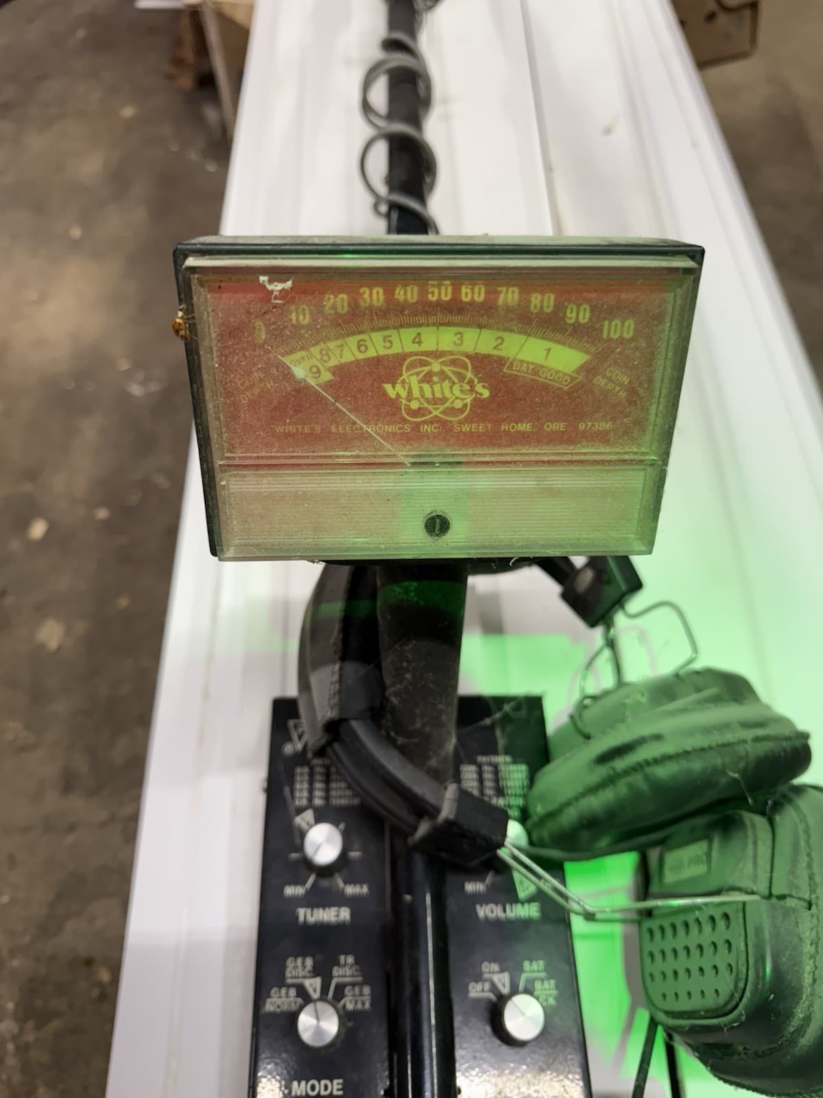 Coinmaster 5500/D Series 3 Metal Detector with battery box 6