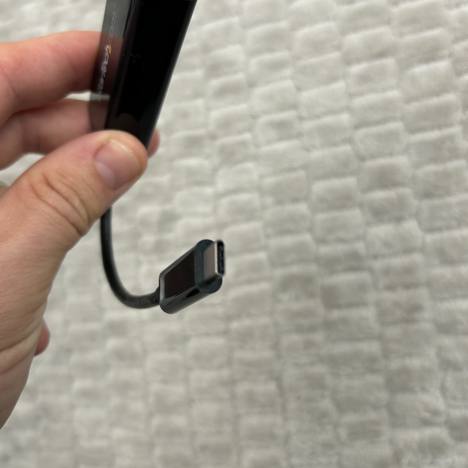 StarTech USB-C to Gigabit Network Adapter - USB 3.1 Gen 1 -StarTech.com US1GC30B 4