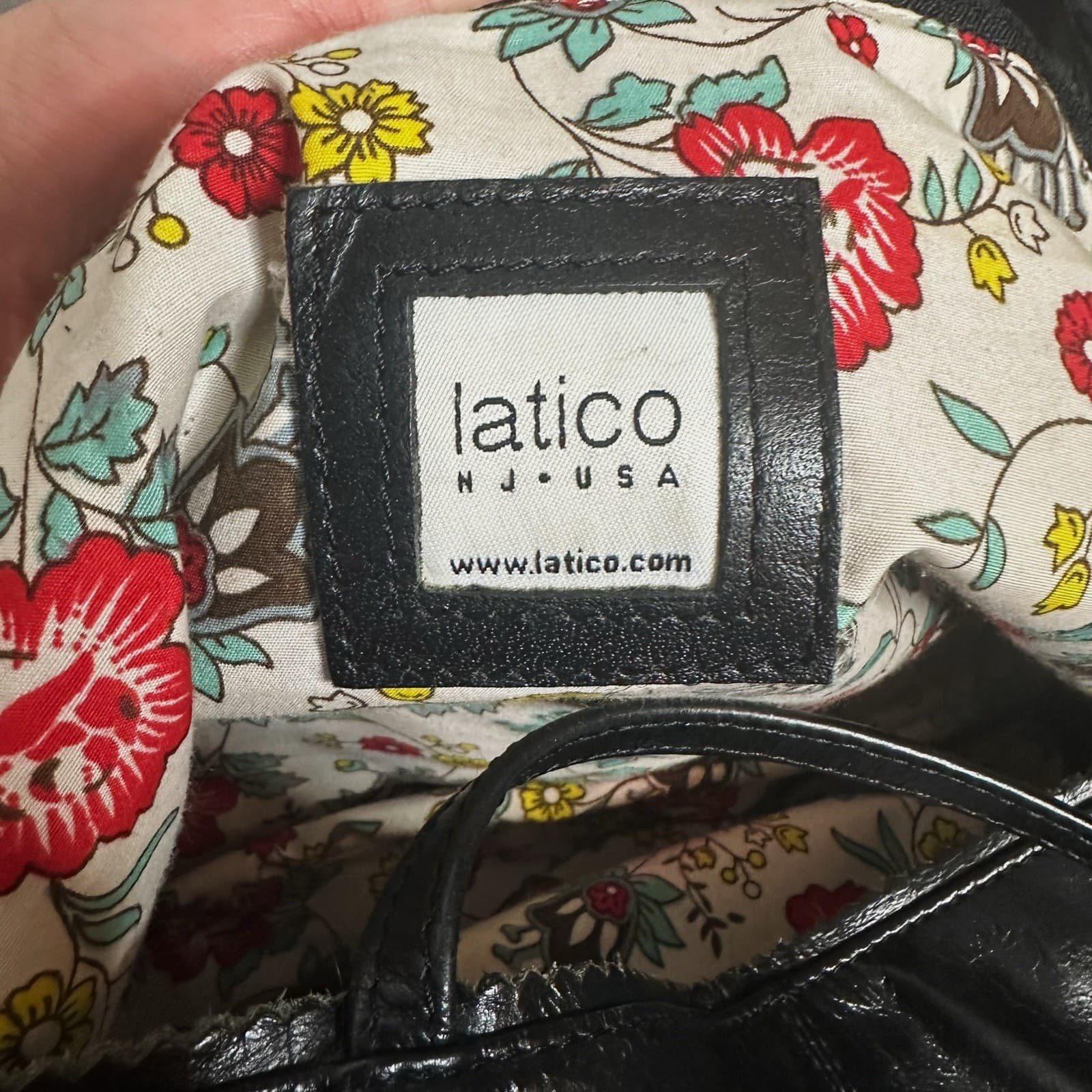 Latico NJ USA Carmen Black Genuine Leather Shoulder Tote Bag Zipper Floral Lined 4