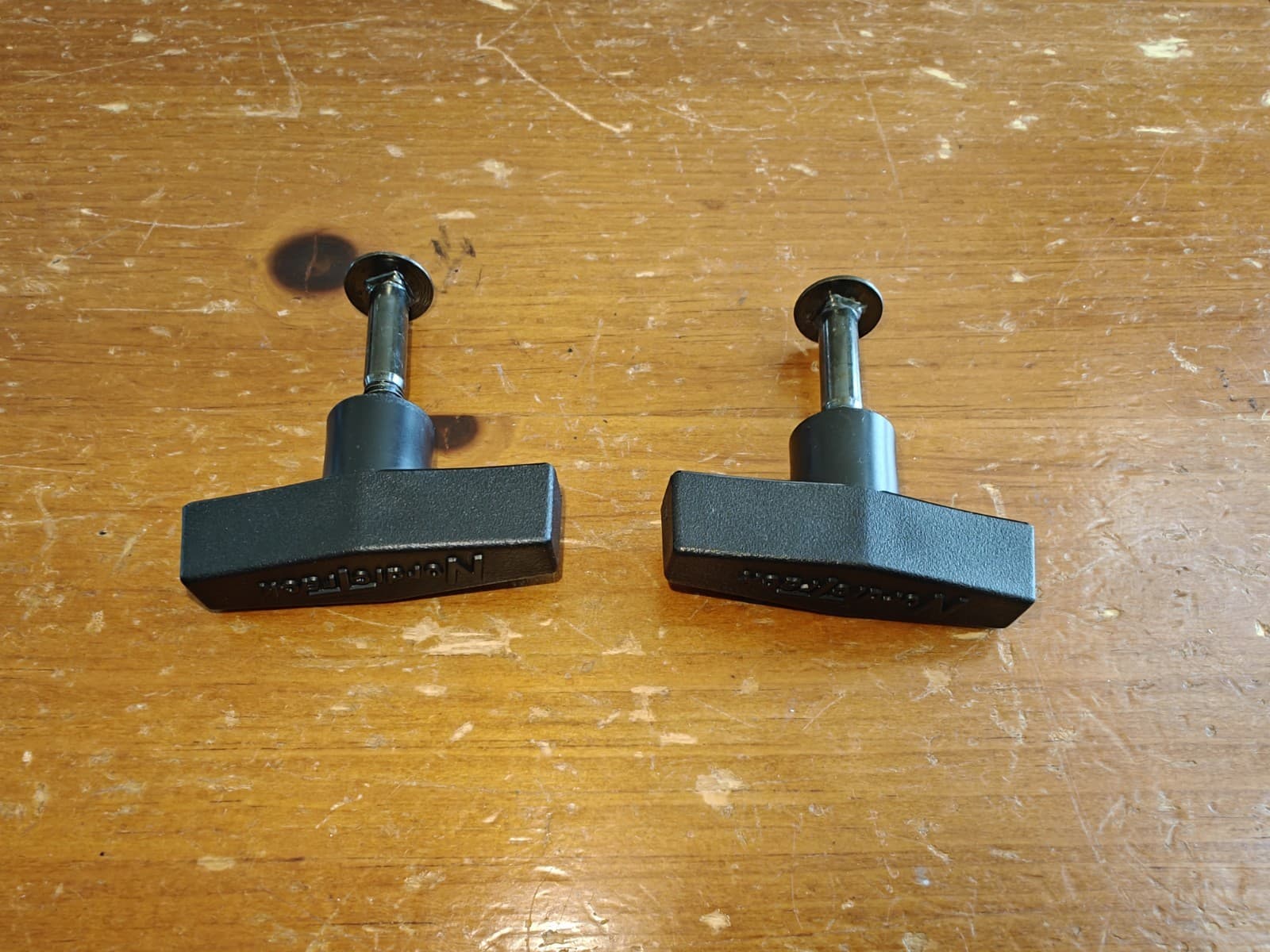 Nordic Track Pro NordicTrack Ski Machine Lot Of 2 Adjustable Knobs & Bolts 3