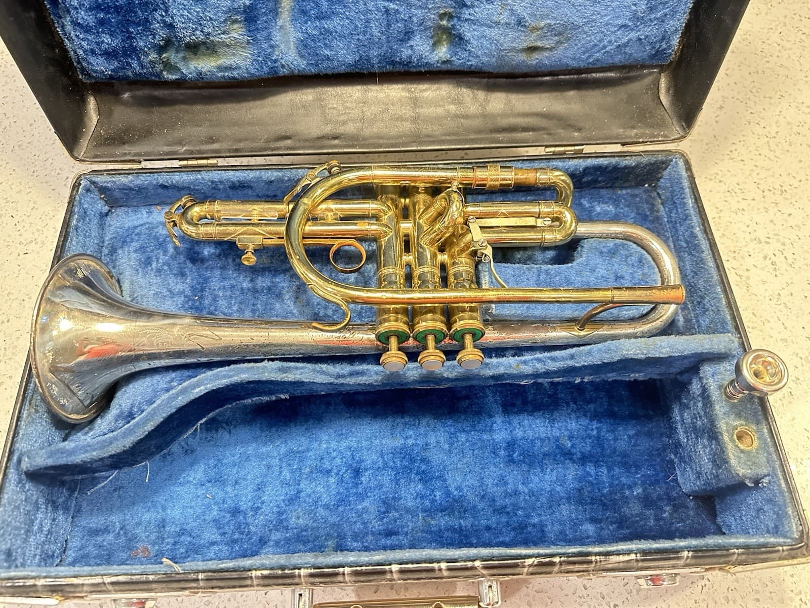 king silversonic Cornet / Trumpet . 6