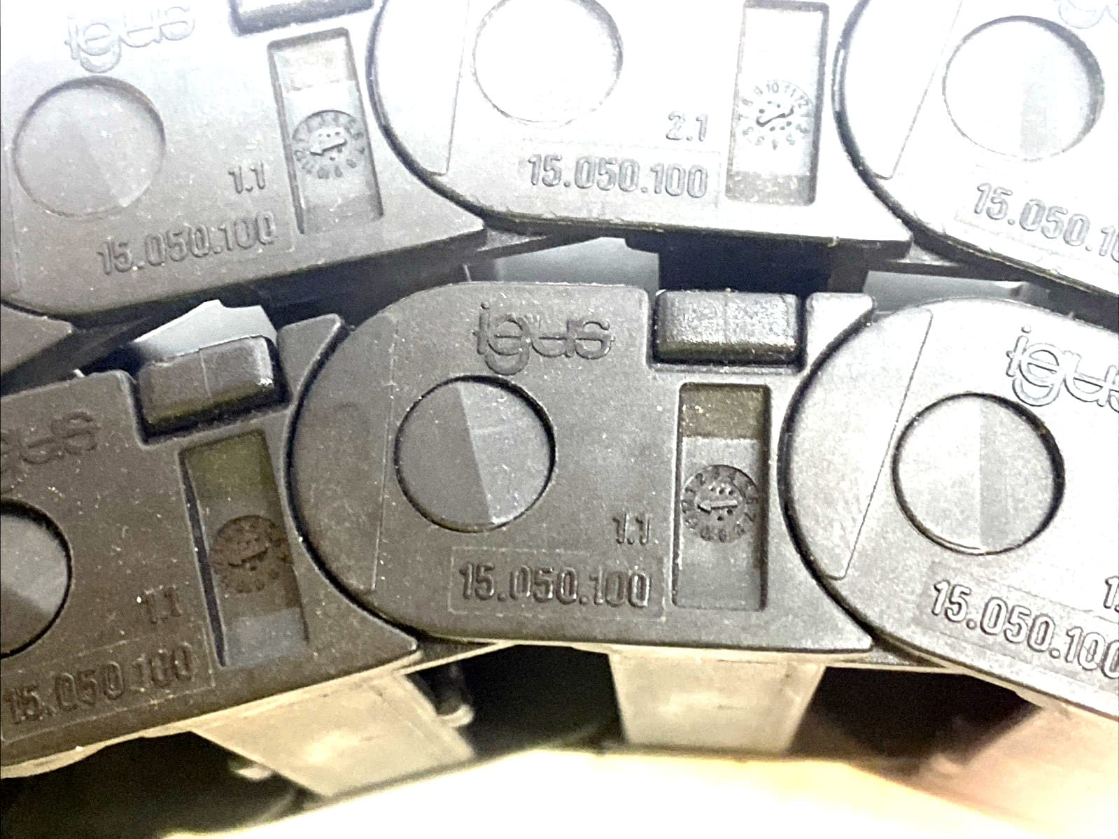 Igus 15.050.100 Energy Chain Cable Carrier 30 Links 3