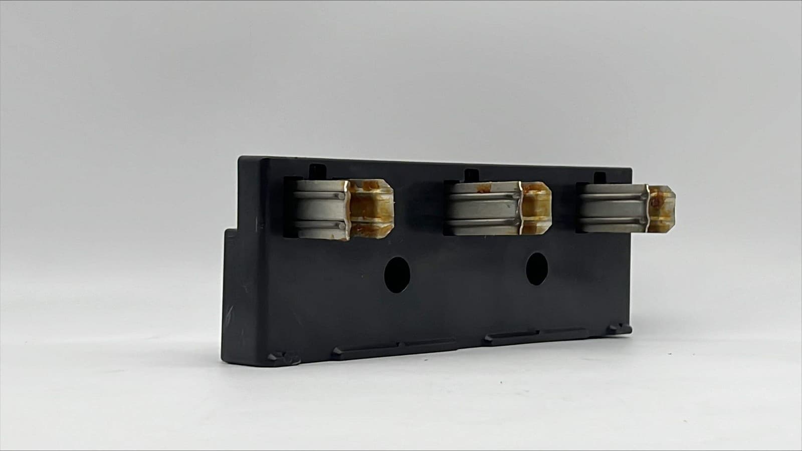 Allen-Bradley Stab Assembly for MCC Bucket, 3-Wire 4 AWG (Used) 3