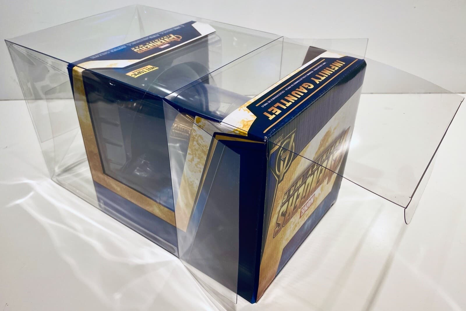 1 Box Protector For The FUNKO INFINITY GAUNTLET Hot Topic Exclusive Avengers   2