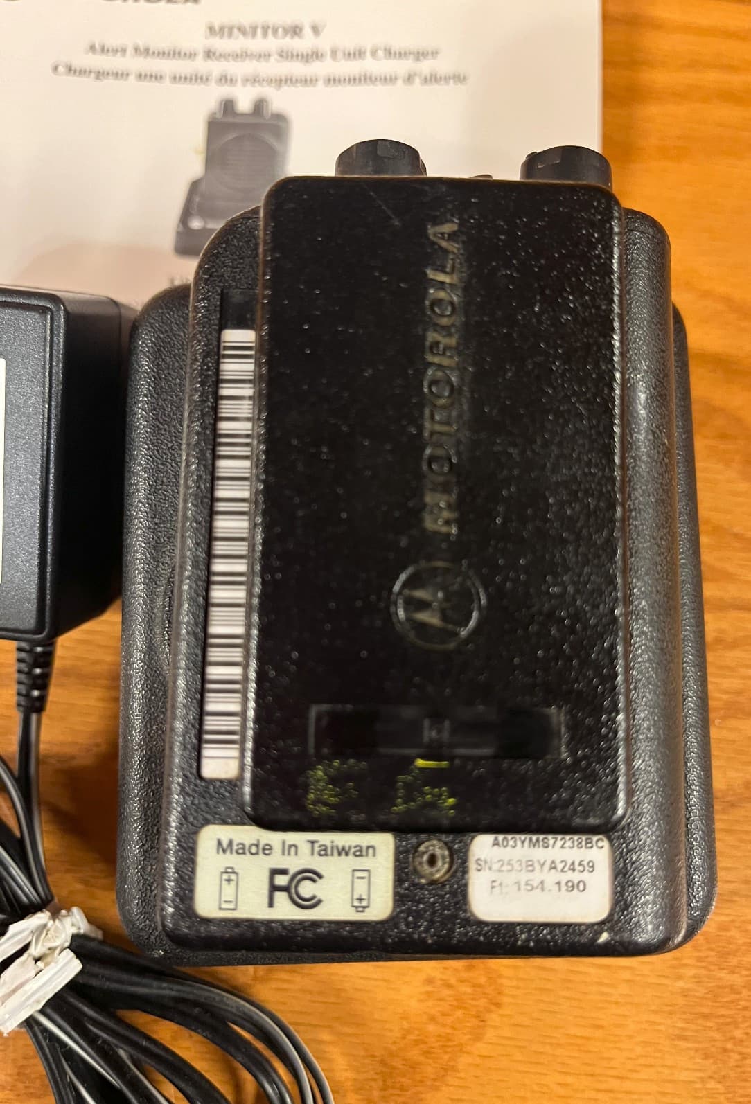 Motorola Minitor III Alert Monitor Receiver Pager & Charger & Manual - Powers Up 5