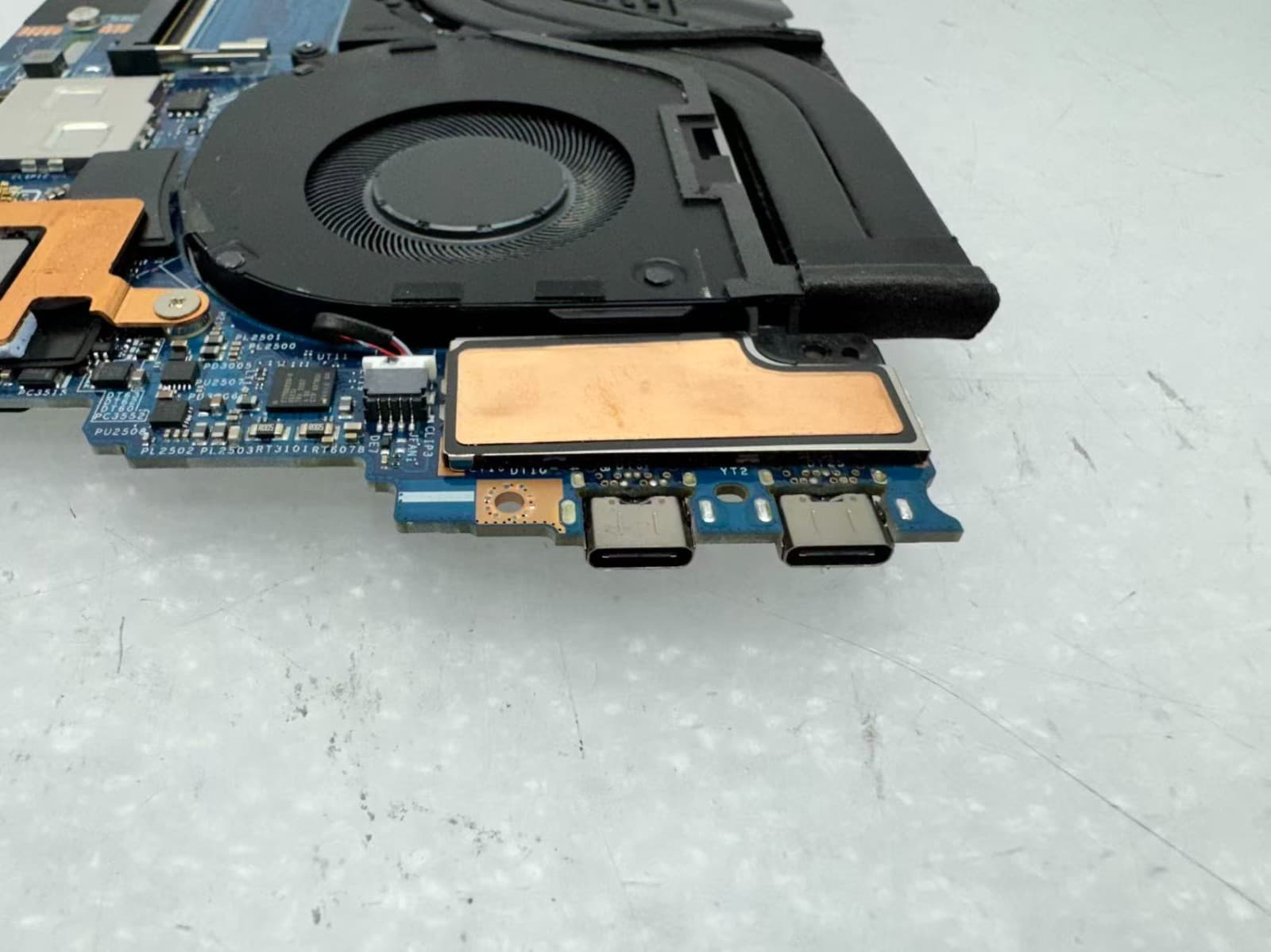 Dell Precision 5570 Motherboard Intel i9-12900H@2.5GHz RTX A2000 03M8N5 3