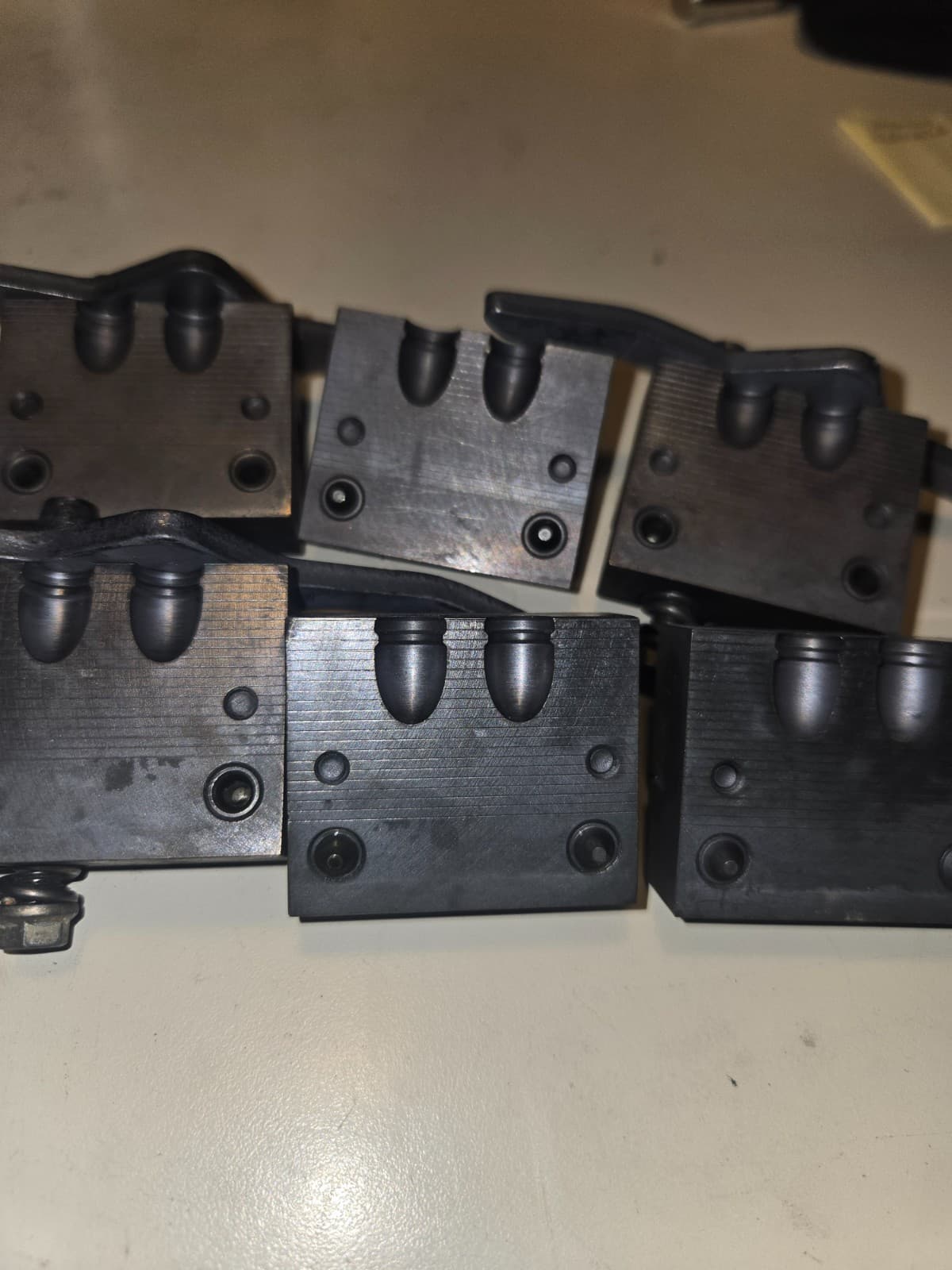 Magma Engineering 2 cavity bullet casting mold 9mm 115 RN BB 6