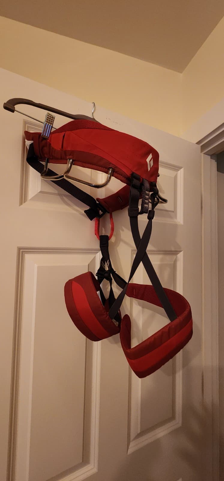 Black Diamond Men’s All Around Momentum Climbing Harness ( Red NEW Medium ) 6