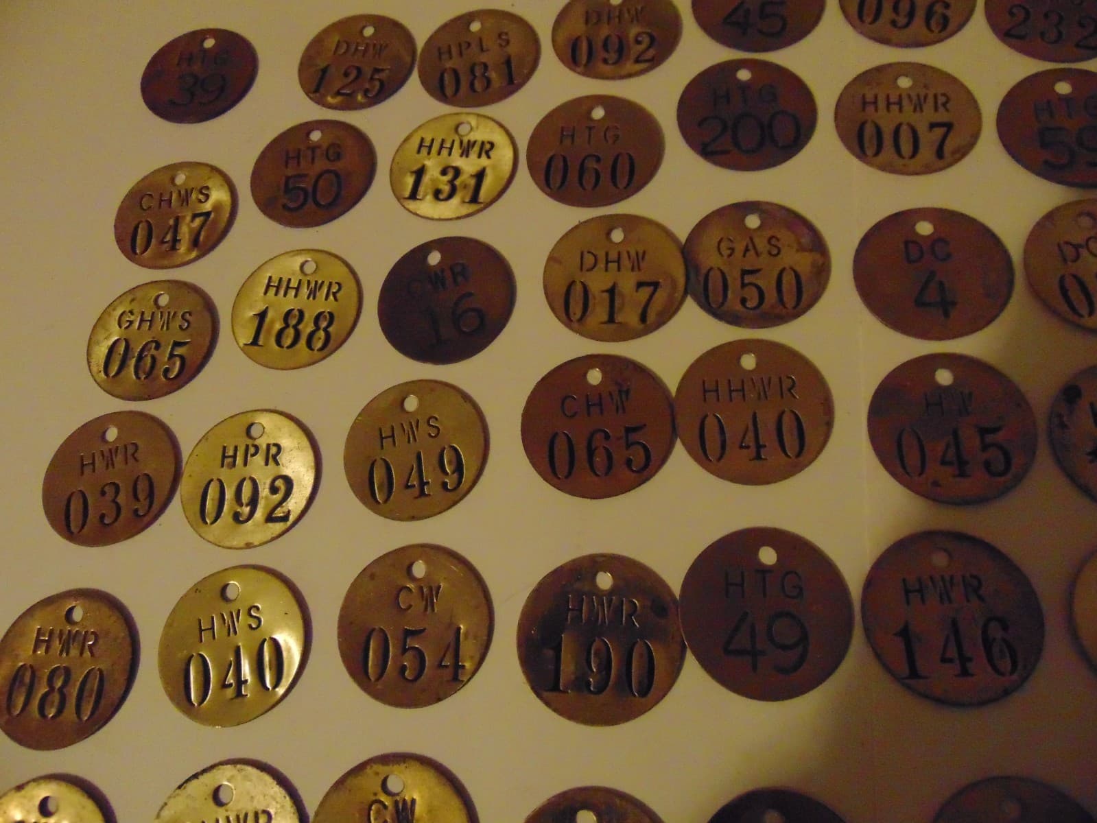 100 Random Number 1.5" Round Brass Tags Industrial Steampunk 2