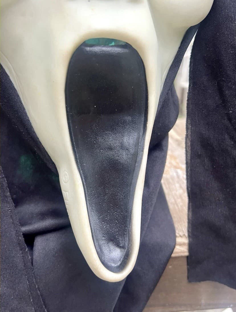 Scream Ghost Face Mask Gen2 Fun world Div Glow In The Dark 5