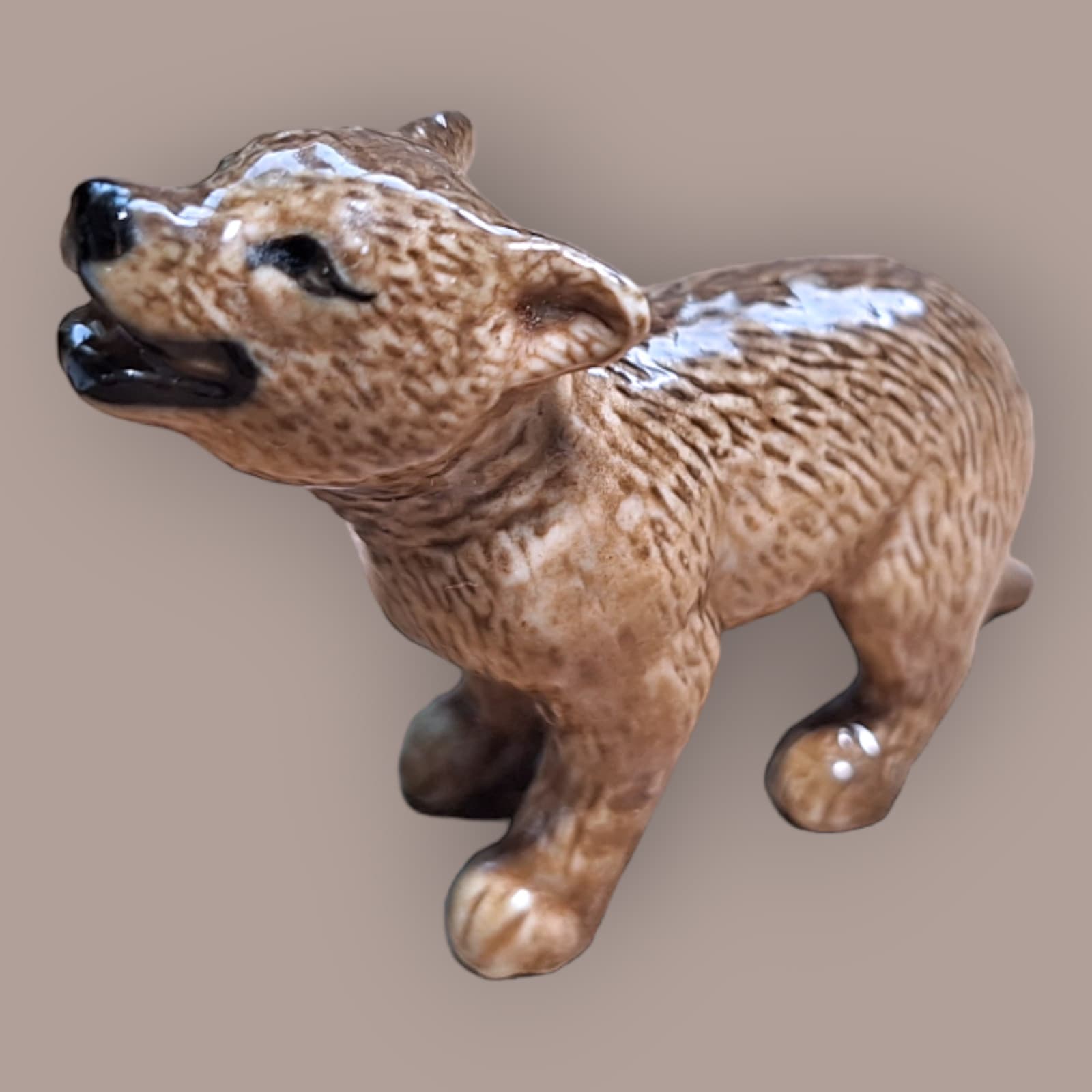 NORTHERN ROSE Gray Wolf Cub Howling Miniature Figurine New FREE SHIPPING R324 6