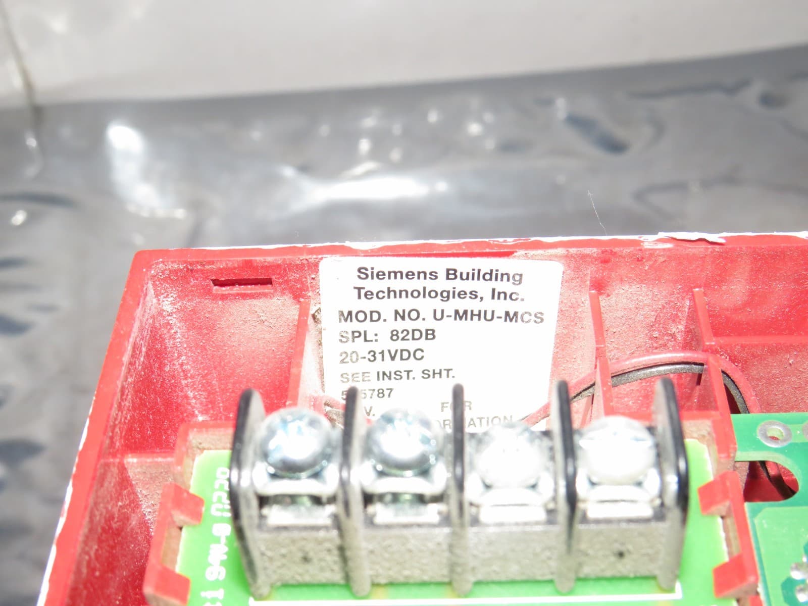 SIEMENS U-MHU-MCS FIRE ALARM RED HORN STROBE LARGE QUANTITY AVAILABLE 3