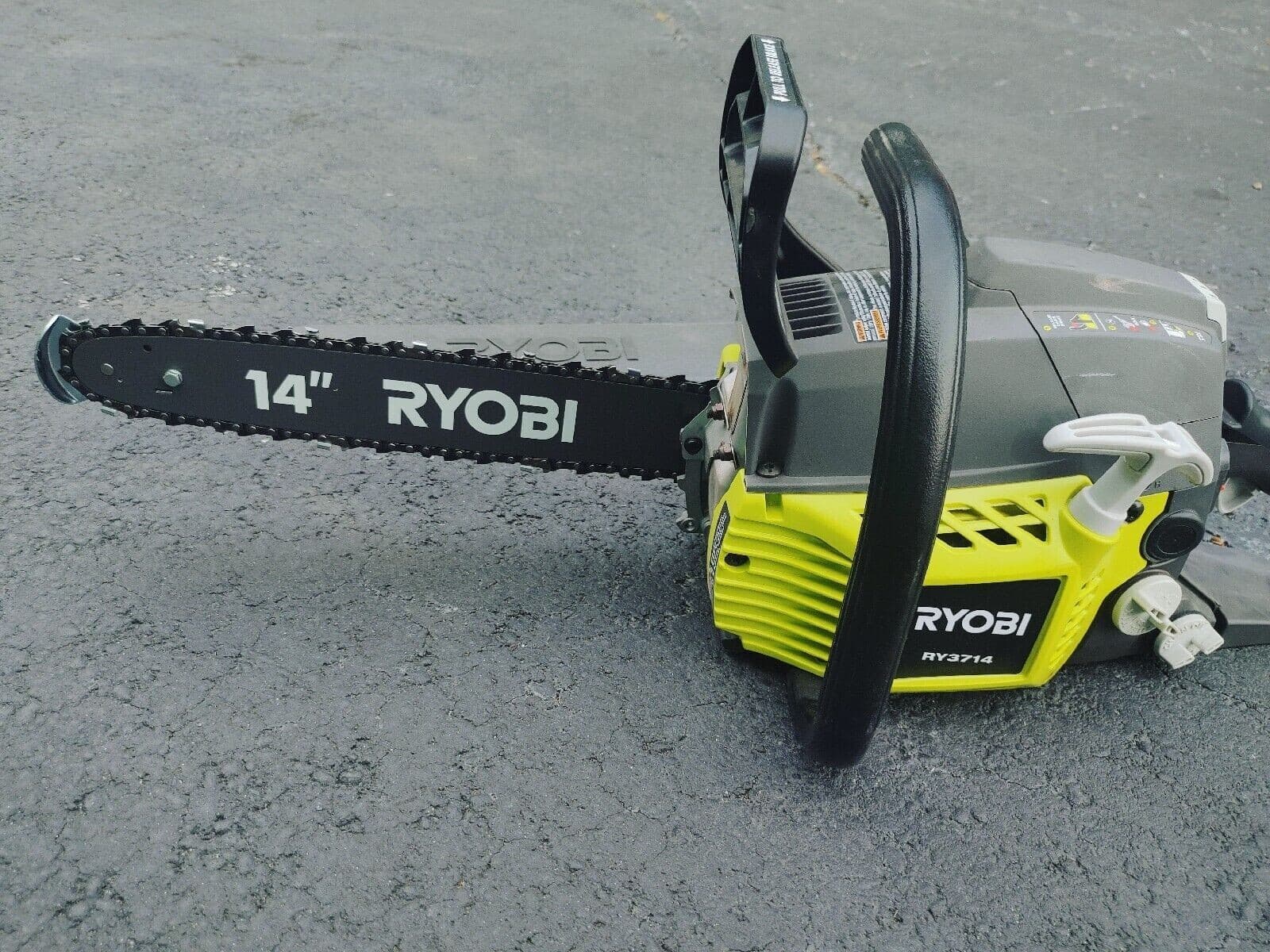 Ryobi RY3714 2-Cycle 14" 37cc Gas Powered Chainsaw 2