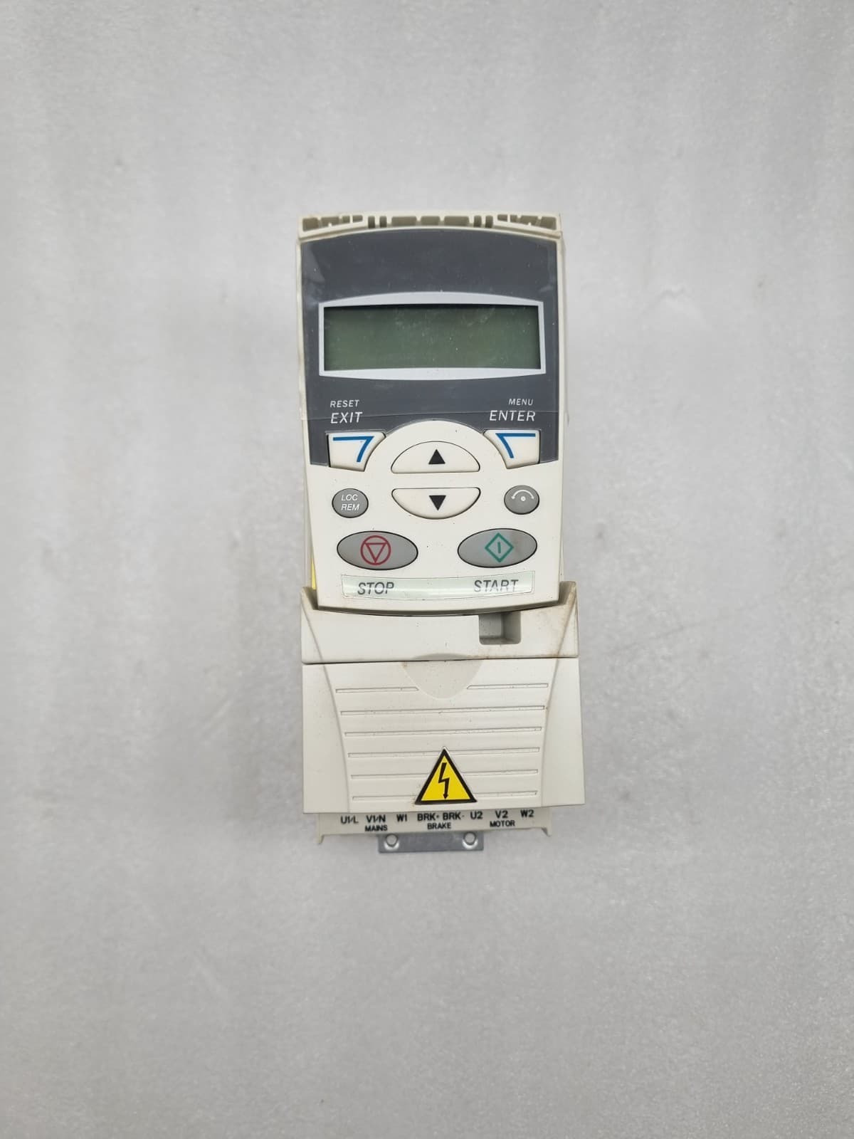 ABB ACS355-03E-01A9-4 FREQUENCY CONVERTER FREE FAST SHIP 5