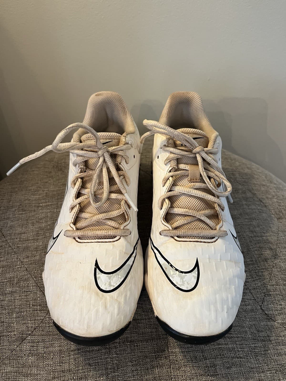 Women’s 7.5 Nike HyperDiamond 4 Softball Cleat White Black 2