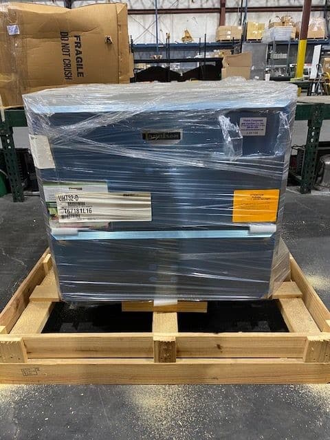 NEW TRAULSEN UHT32-D TWO DRAWER UNDERCOUNTER REFRIGERATOR 2