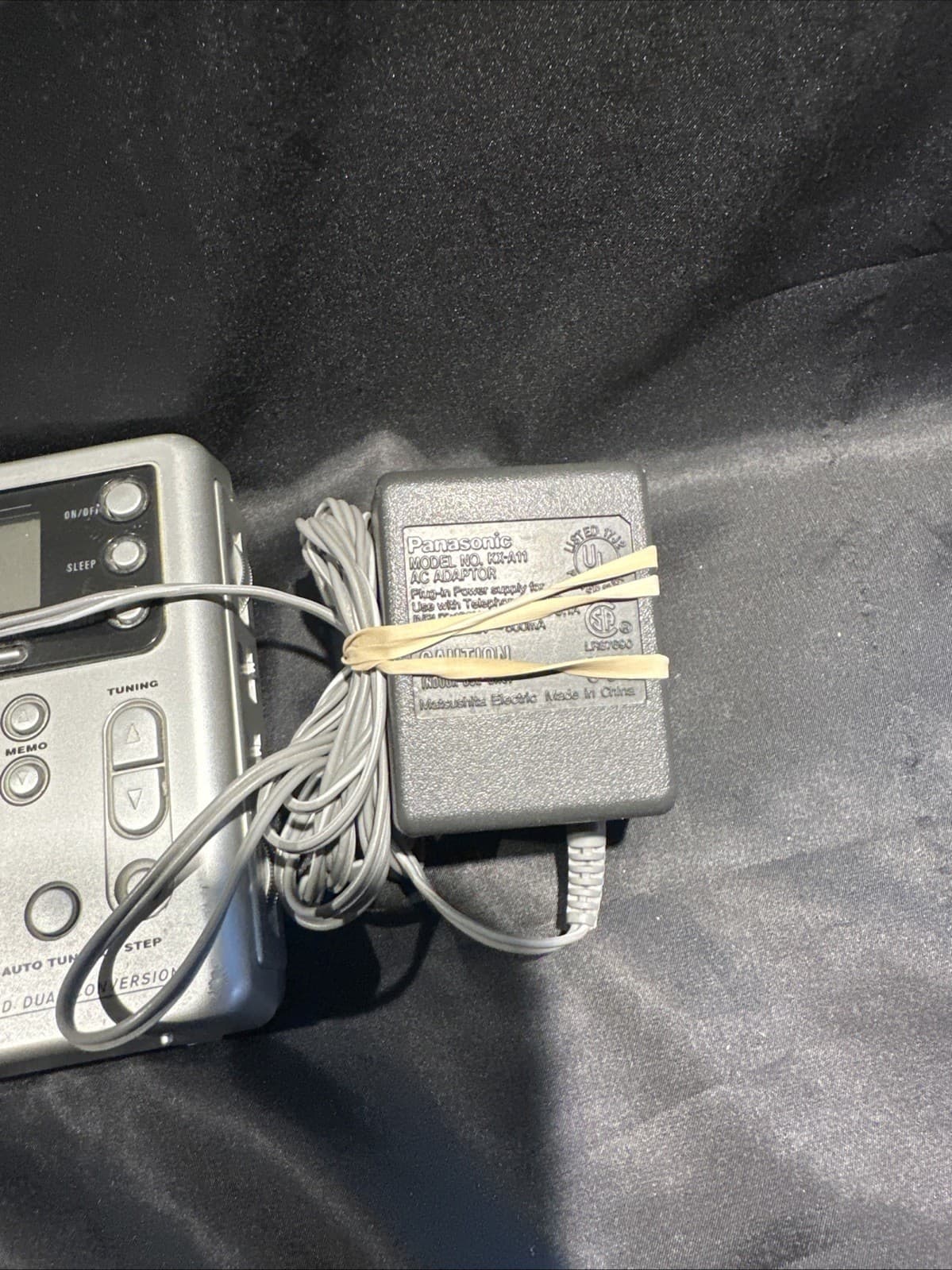 TESTED GRUNDIG Yacht Boy YB 400 PE World Receiver AM FM Short Medium Long Wave 3