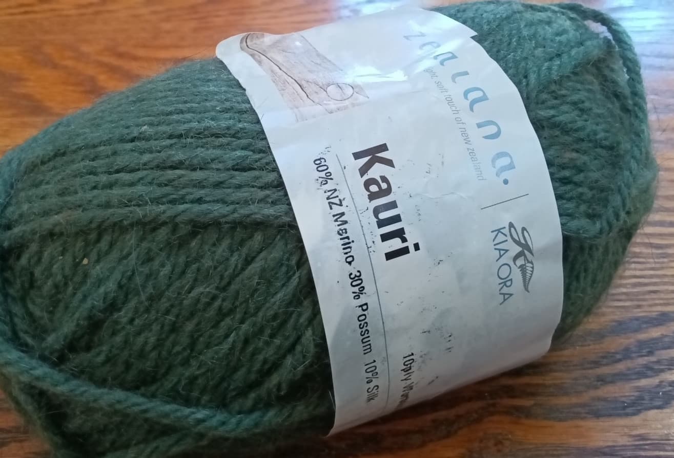 Zealana Kia Ora "Kauri" Yarn NZ Merino & Possum & Silk Yarn Green 50 grams 3
