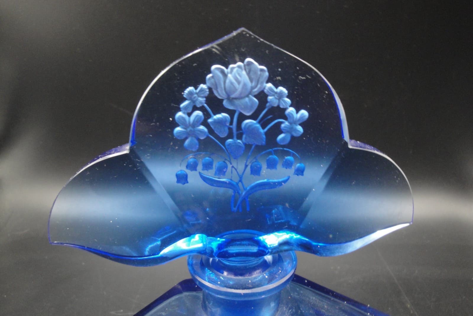 Vintage Art Deco Czech Blue Crystal Glass Perfume Bottle w/ Large Etched Stopper 5