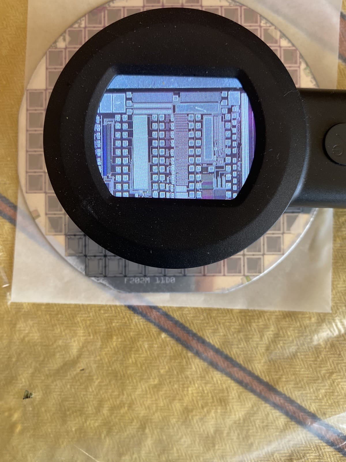 Historic RCA 4” Silicon Wafer Full Of Audio Amplification Chips For TV/Radio  6