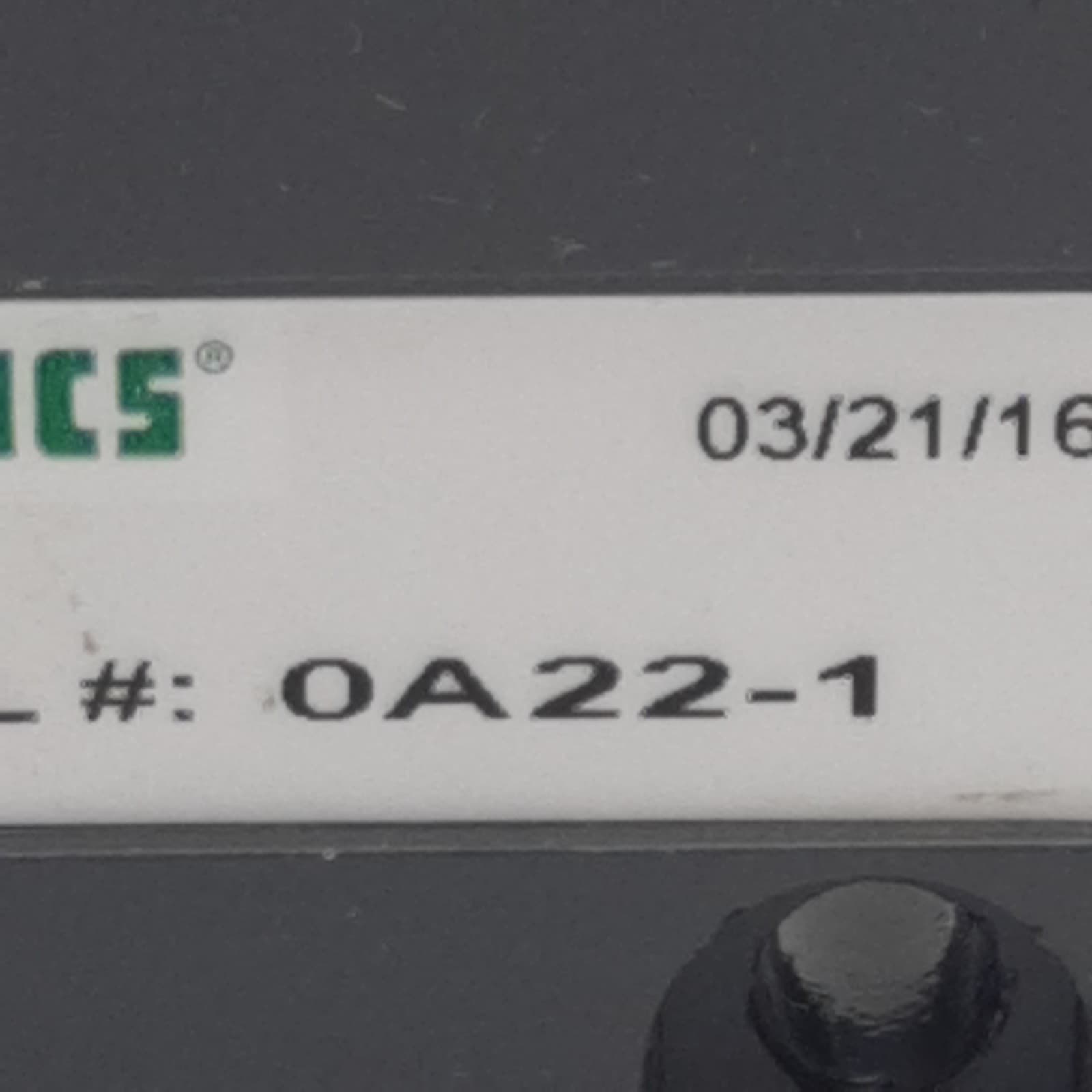 Numatics 0A22-1 Shuttle Valve, 2-Way, 1/8in NPT, 1.5-80psig, 14.3scfm 2