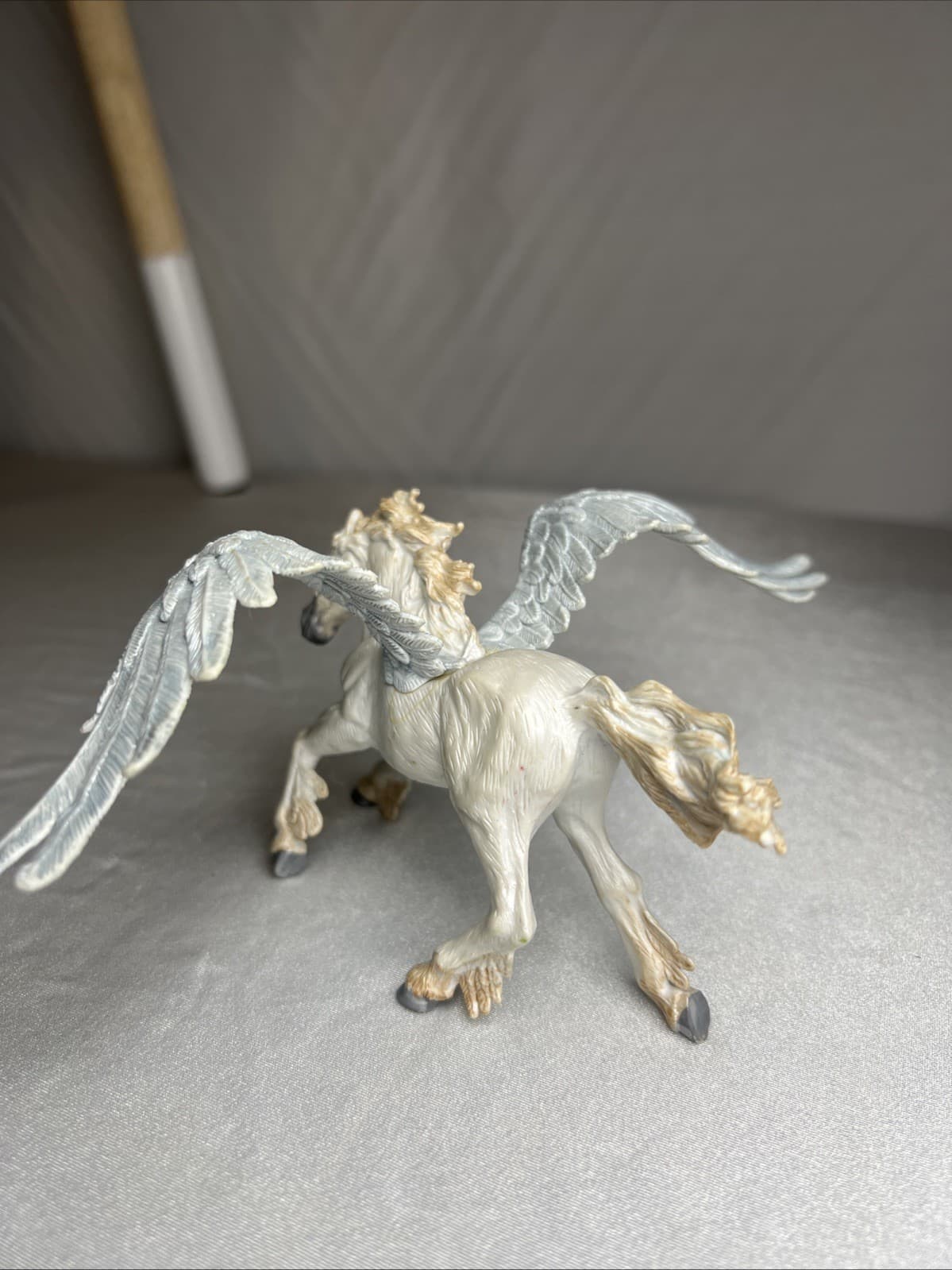 Safari Ltd White Pegasus Winged Horse Animal Toy Figure J8 3