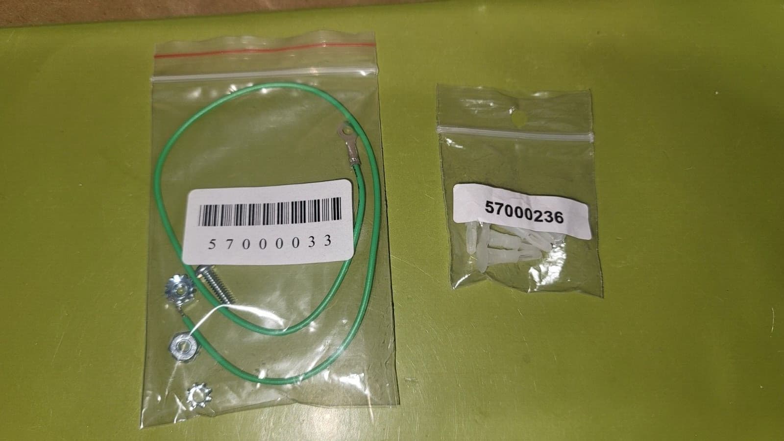 DSC PC4204CX MAXSYS Power Supply / Relay Output / Combus Repeater Module NEW 6