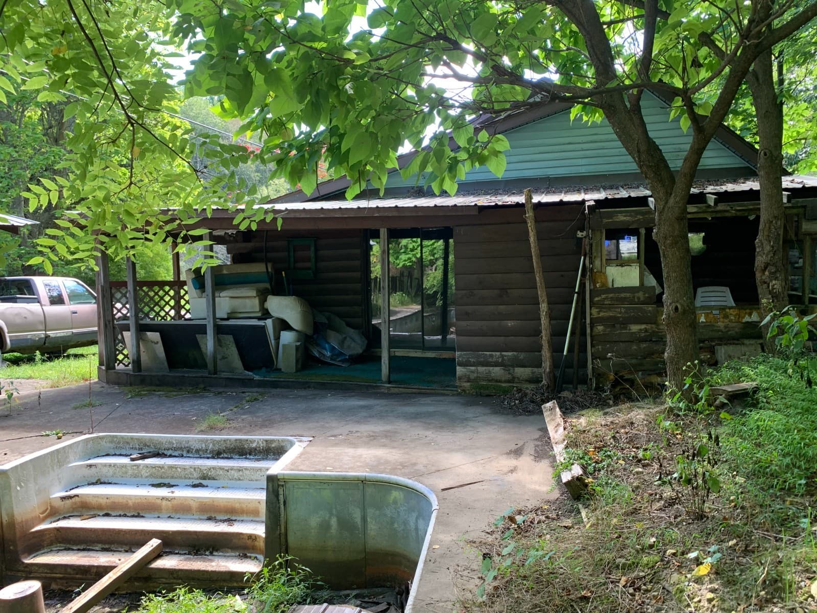 ($152K Value) 3bd/1ba Fixer Upper on 1 Acre of Land w/ Pool & Garage 5
