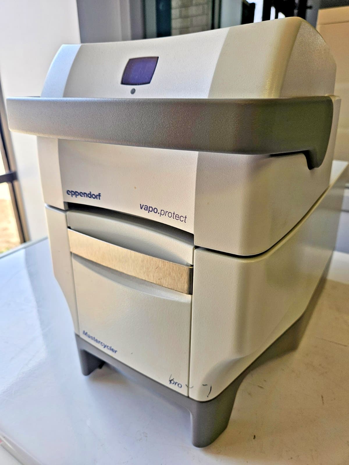 Eppendorf Mastercycler Pro Vapo.Protect Thermal Cycler w/ System Controller 2