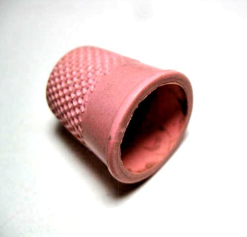 5 Vintage Plastic Thimbles Tan,Pink,Peach,MInt Green (Germany) 2