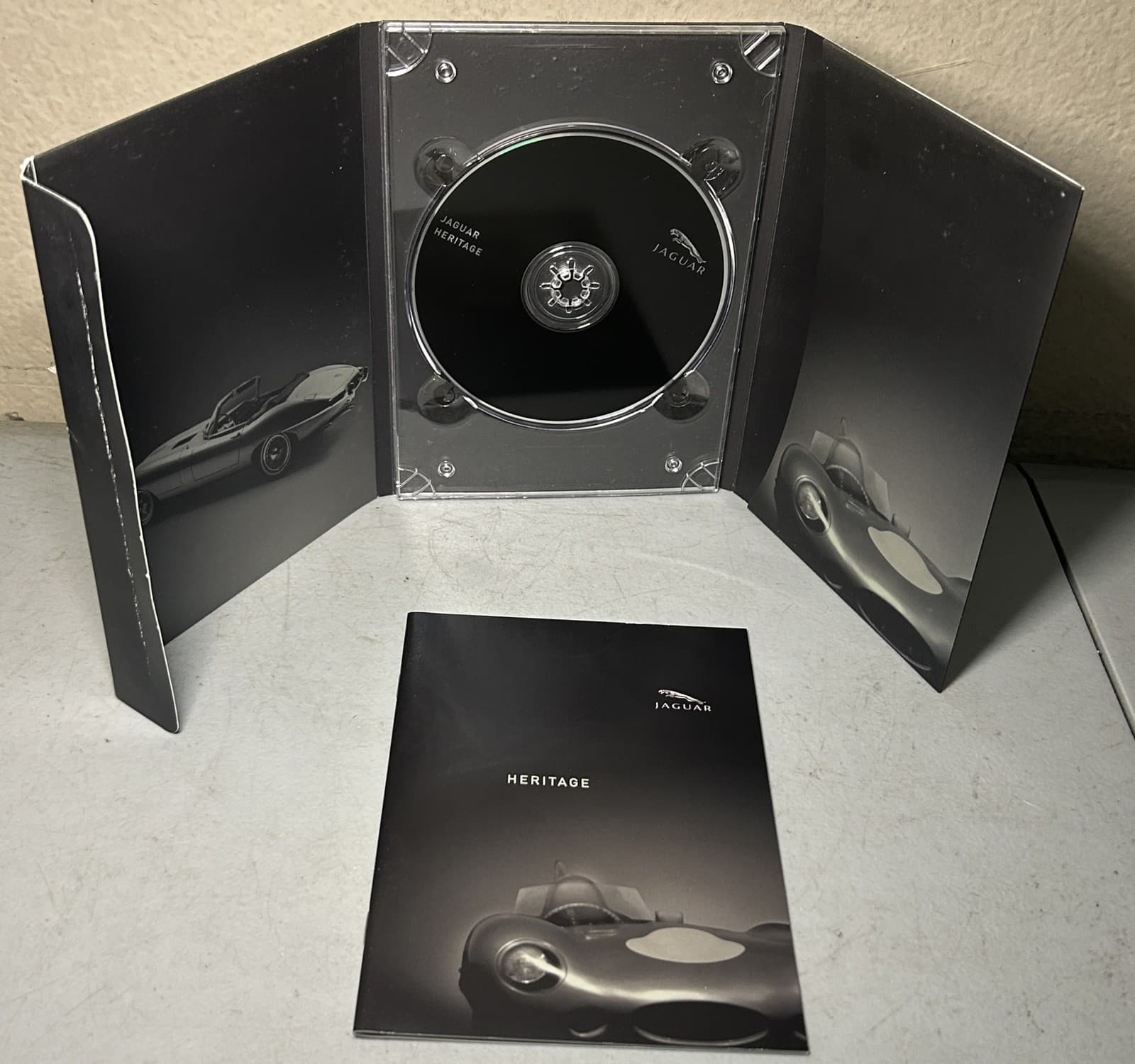 Jaguar Heritage Automotive Media Press Kit CD Brochure & Booklet History 2003￼ 2