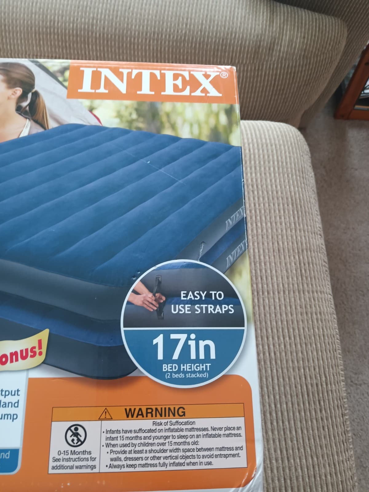 Intex 2 in 1 Guest Bed 2 Queen Sized Air Mattress Beds w/ Hi Output Hand Pump 4