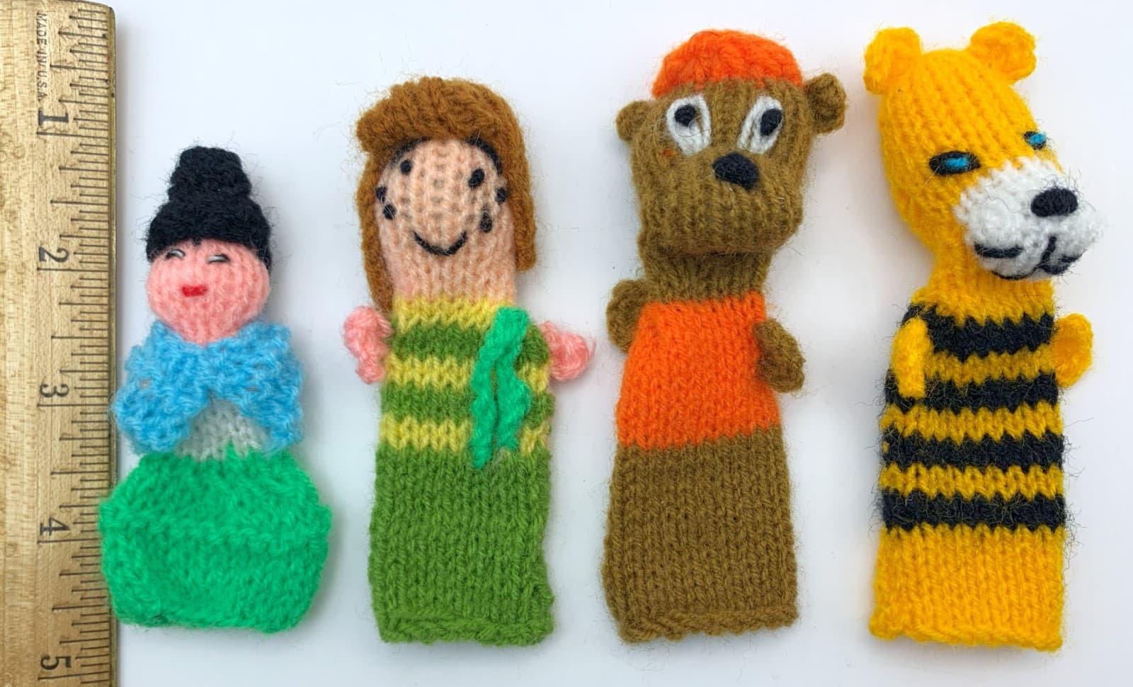 Cute Lot of 4 Fine Knitted FINGER PUPPETS Snowman Girl Puppy Dog Tiger Too Cute! 2