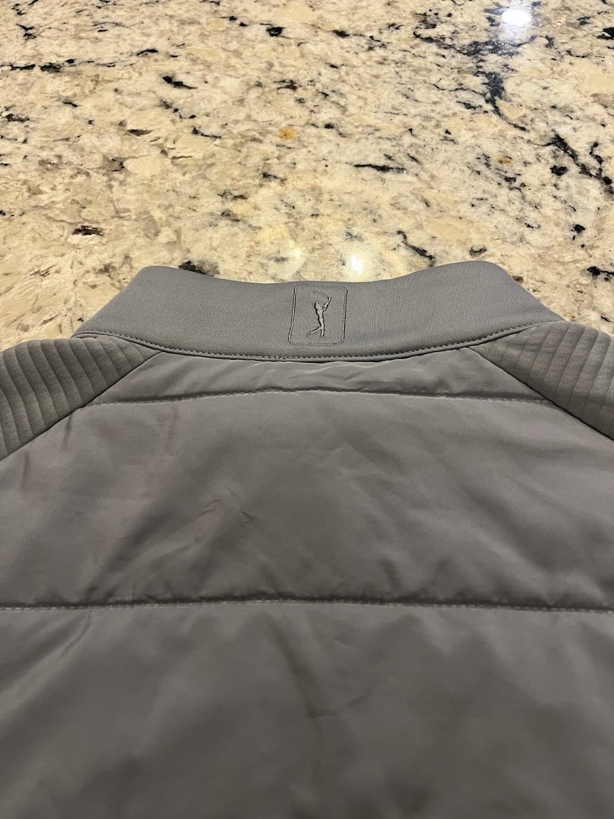 PGA Mens Tour Gray Full Zip Quilted Golf Vest Sweater 100% Polyester 2XL Jacket 3