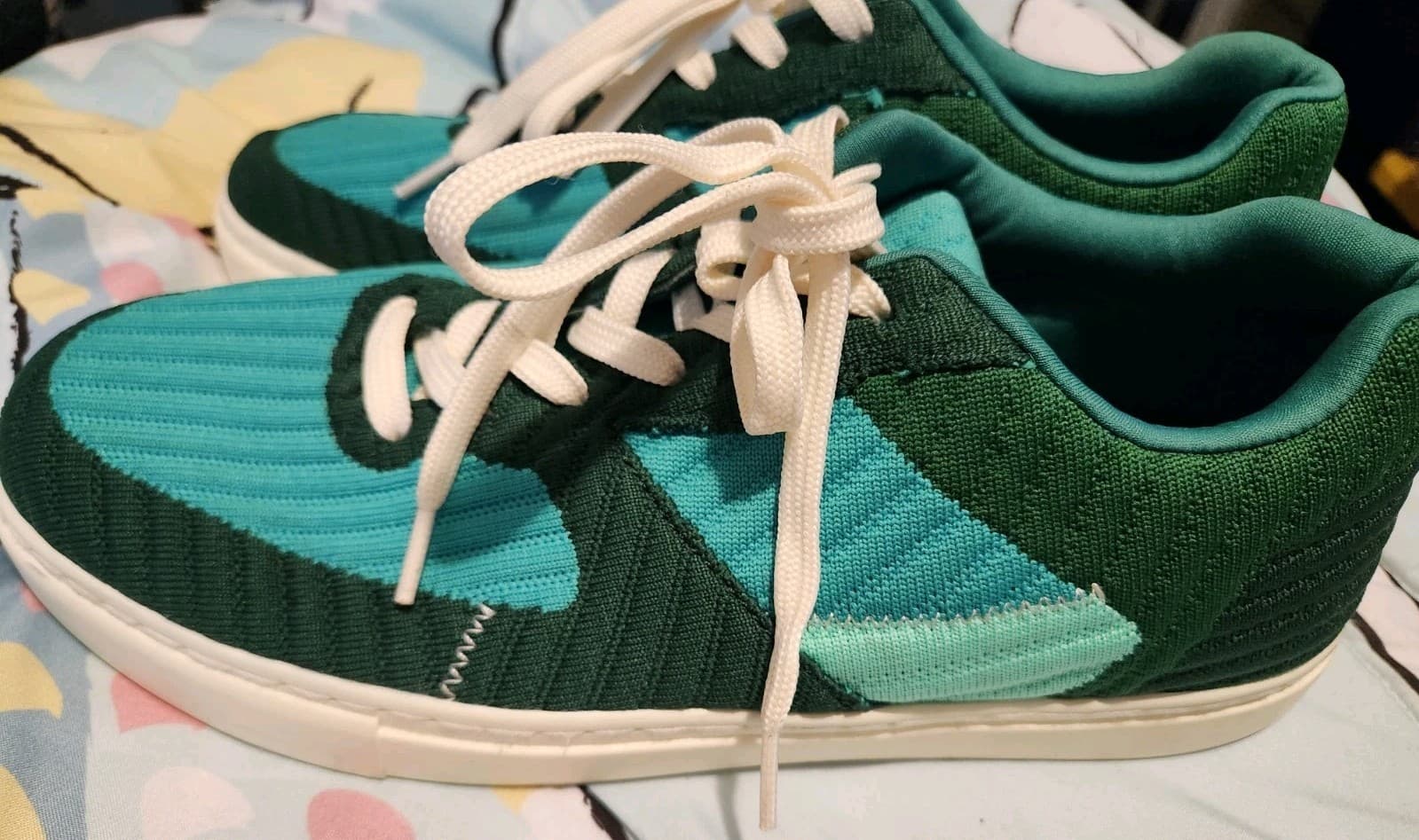 Fuego Low Top Dance Sneakers, Size 8.5 Women’s, Size 7.5 Men **Great Condition** 4