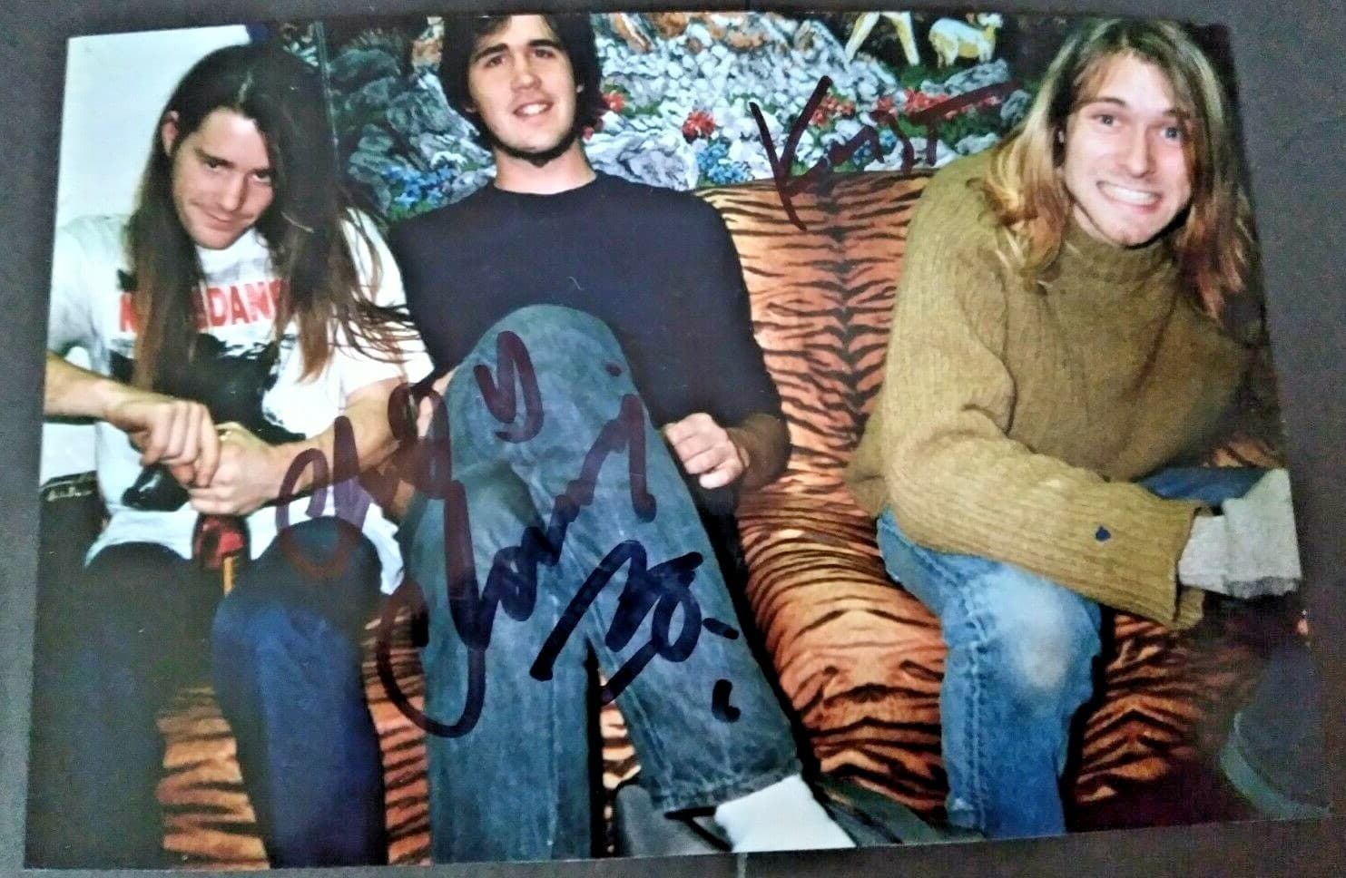 NIRVANA KRIST NOVOSELIC CHAD CHANNING SIGNED AUTOGRAPHED 4X6 PHOTO RARE IMAGE